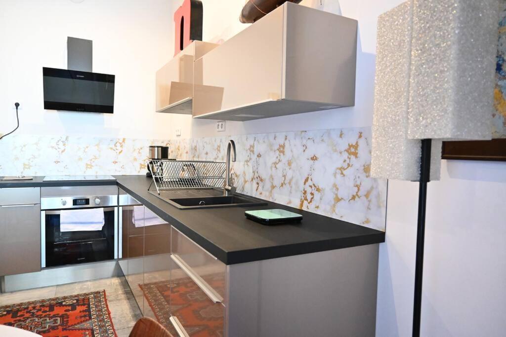 Le Bobo - Vieux-Port Apartment Marseille Exterior photo